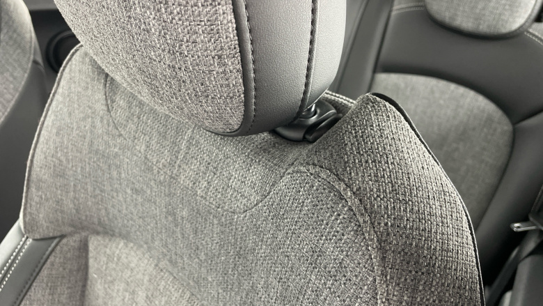 MINI Hatchback 135kW Cooper S Level 2 33kWh 3dr Auto Electric Hatchback